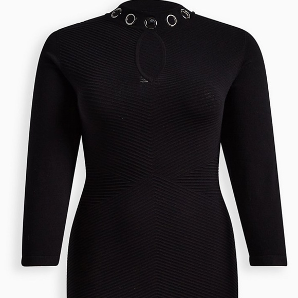 TORRID Bodycon Sweater Dress with Grommet Detail BNWT - Picture 10 of 10
